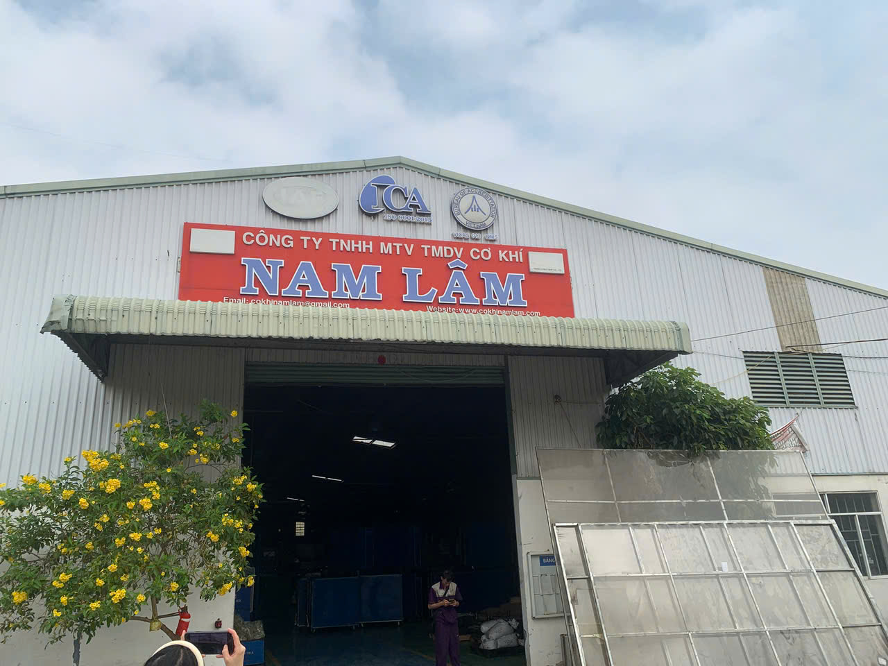 Outerview of workshop 1.jpg